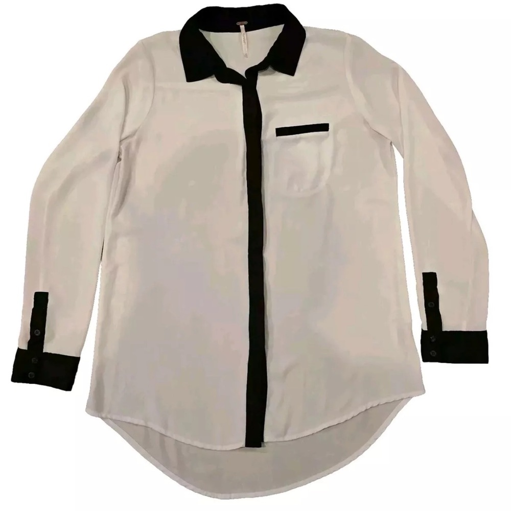 Free People Top Womens  Black White Blouse Hidden Button Boho Chic Sz XS